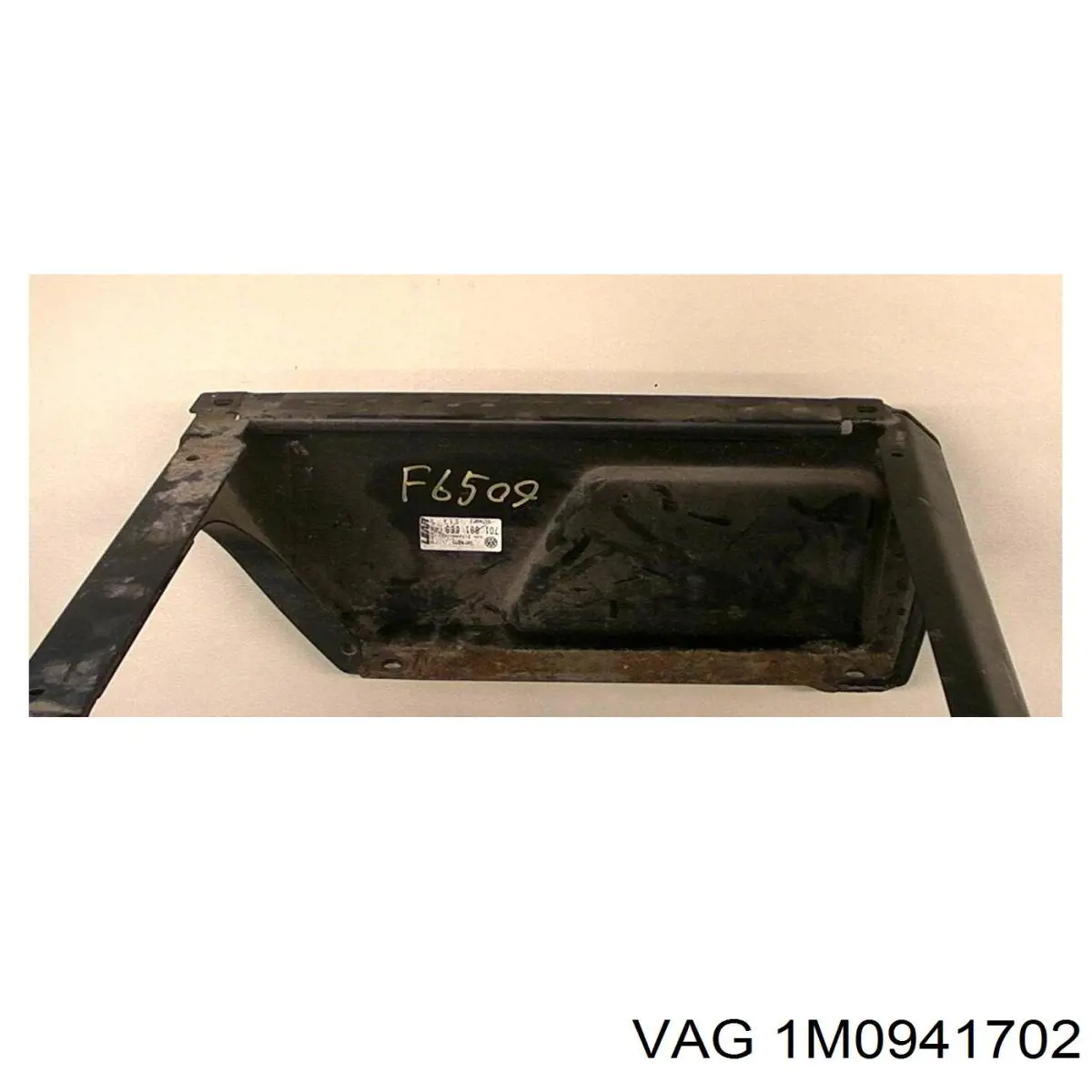 Купити 67742840 VAG Туманка права