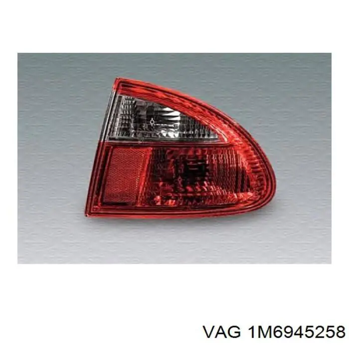 Цоколь (патрон) заднього ліхтаря VAG 1M6945258 ціна, від 15.20 USD
