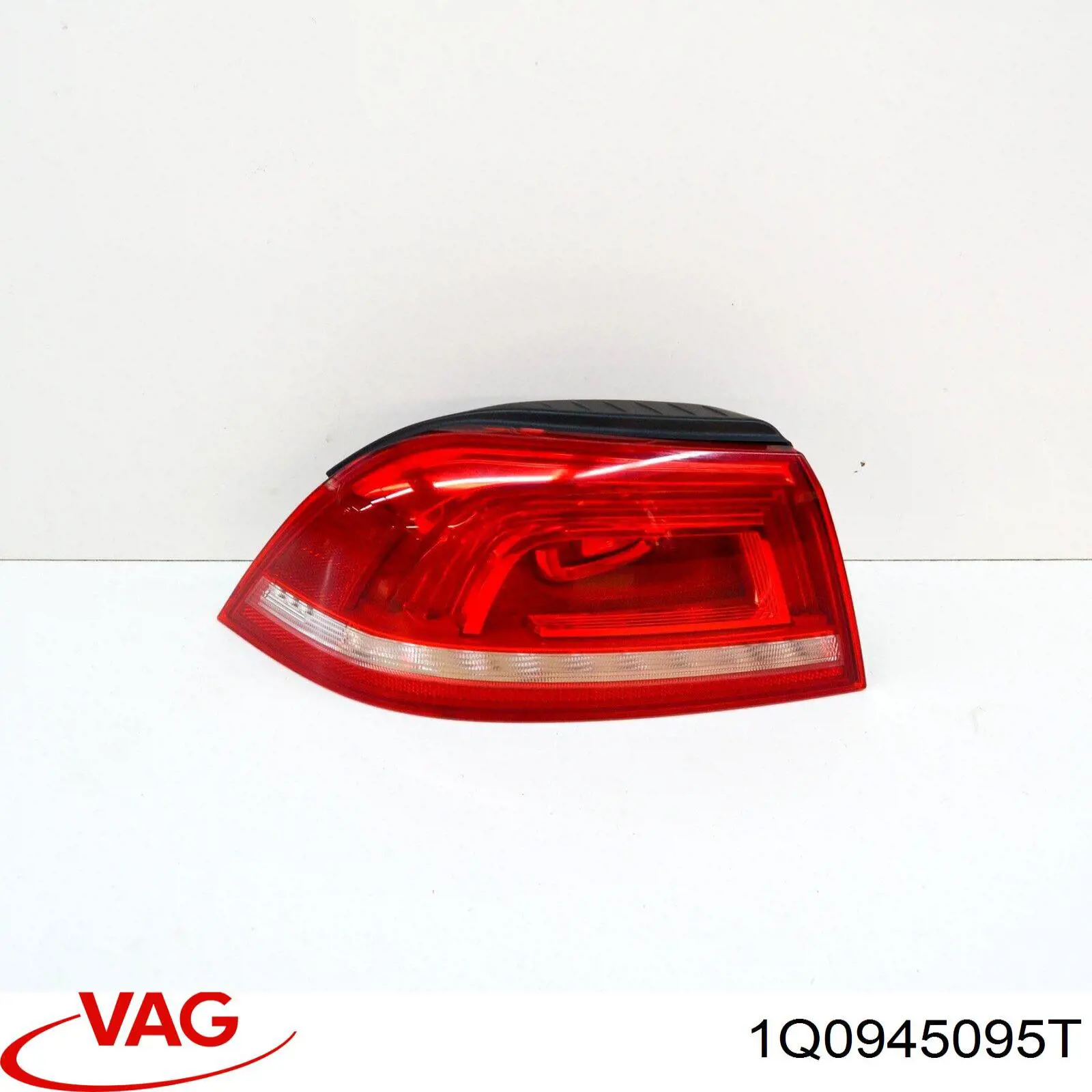 1Q0945095T VAG Стоп задній