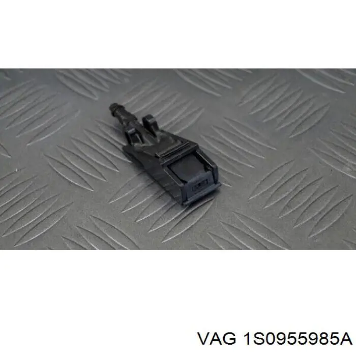 Сопло омивача лобового скла VAG 1S0955985A ціна, від 3.17 USD