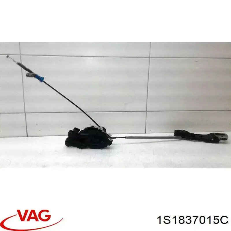 Купити 1S1837015C VAG Замок передньої лівої двері