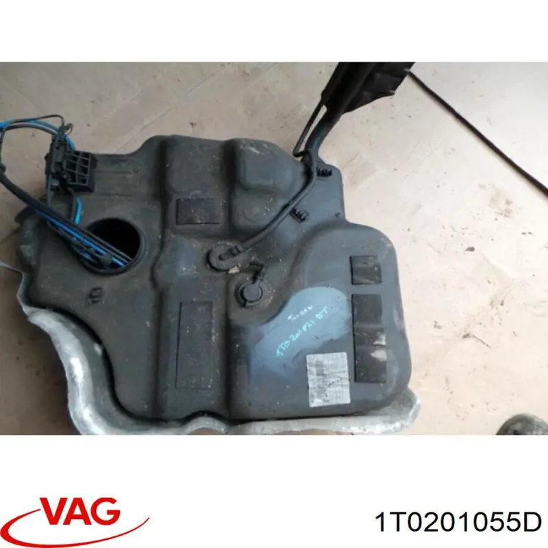 Б/бак VAG 1T0201055D ціна, від 50.68 USD