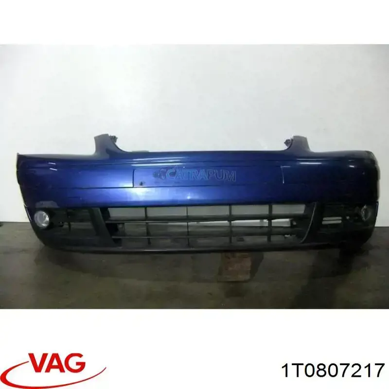 Бампер передній VAG 1T0807217