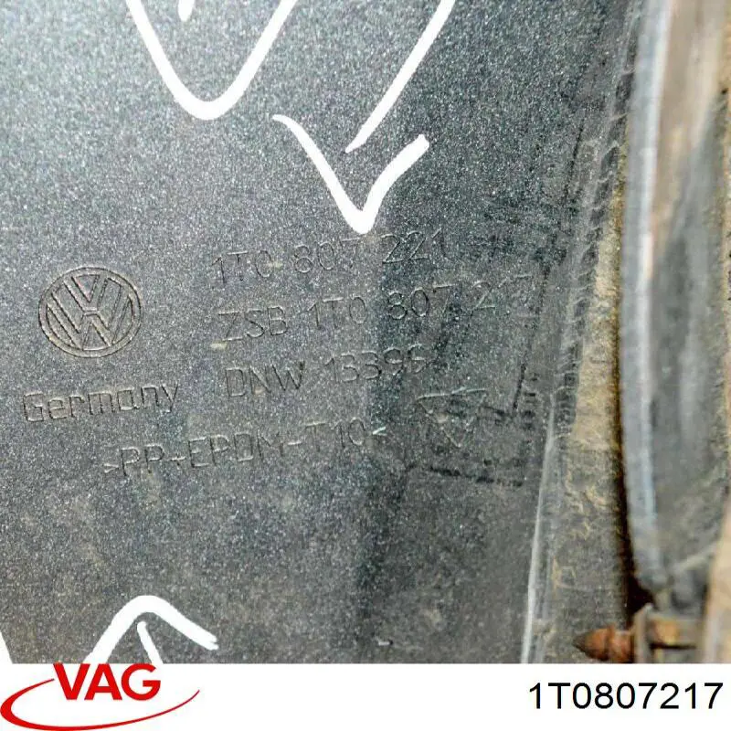Купити 1T0807217 VAG Буфер (бампер) передній