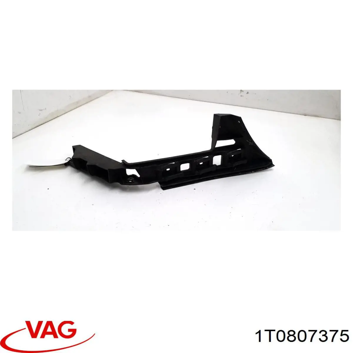 1T0807375 VAG Напрямна заднього бампера, ліва
