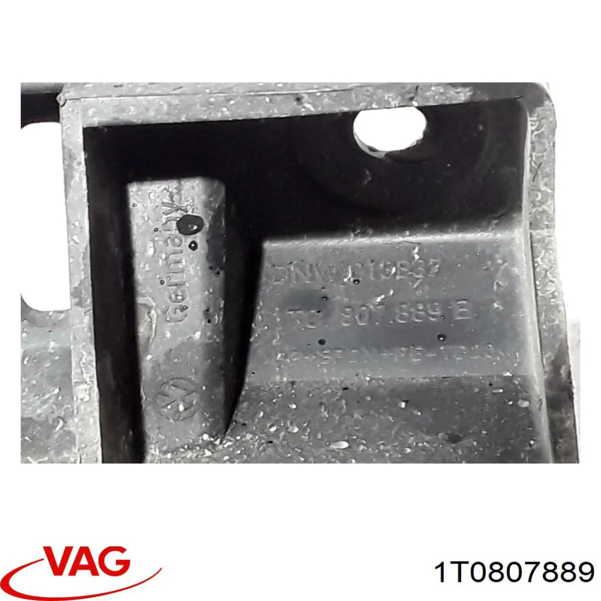 Кріплення бампера VAG 1T0807889 ціна, від 7.20 USD