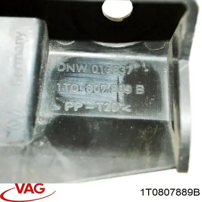 Кріплення бампера VAG 1T0807889B ціна, від 6.84 USD