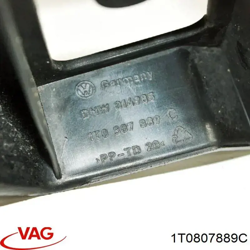 Кріплення бампера VAG 1T0807889C ціна, від 12.67 USD
