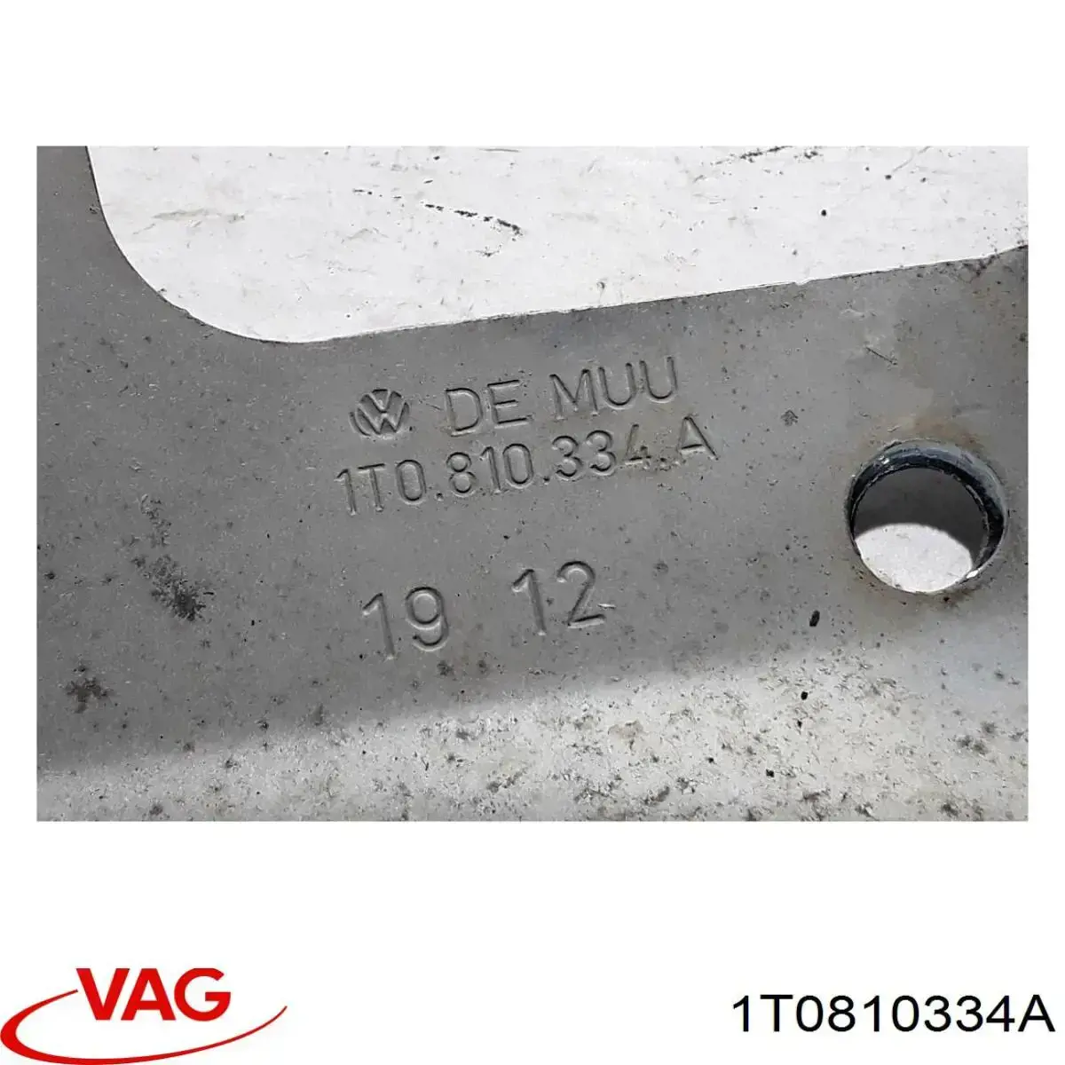 Кронштейн кріплення крила переднього правого верхній VAG 1T0810334 ціна, від 280.62 UAH