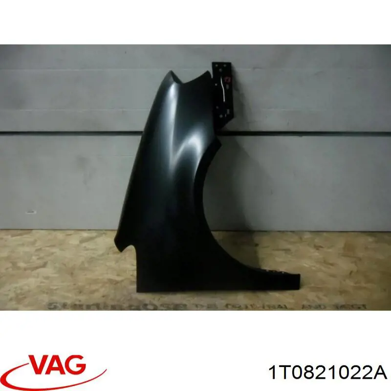 Купити 1T0821022A VAG Крила