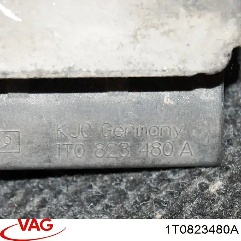 Замок кришки капота VAG 1T0823480A