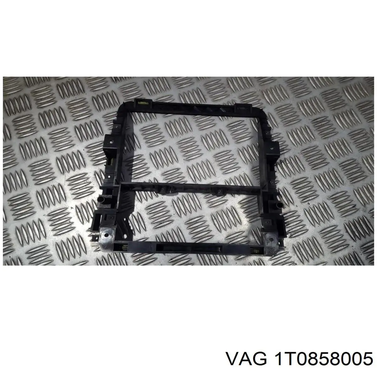  VAG 1T0858005 ціна, від 20.27 USD