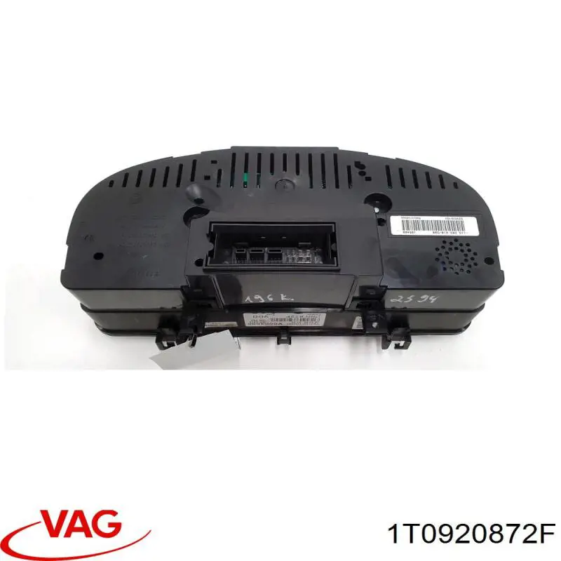 Приладова дошка-щиток приладів 1T0920872F VAG