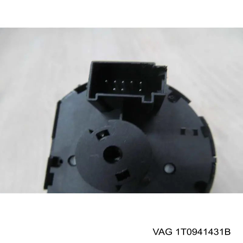 1T0941431B VAG Перемикач світла фар, на "торпедо"
