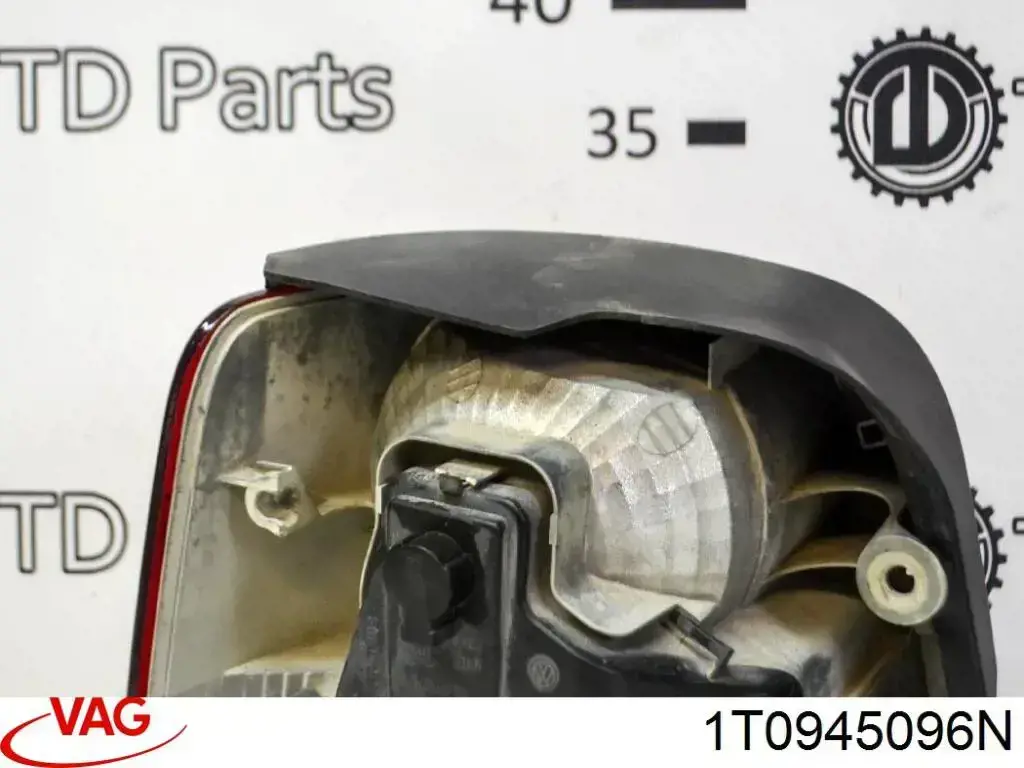 Задня права фара 1T0945096N VAG
