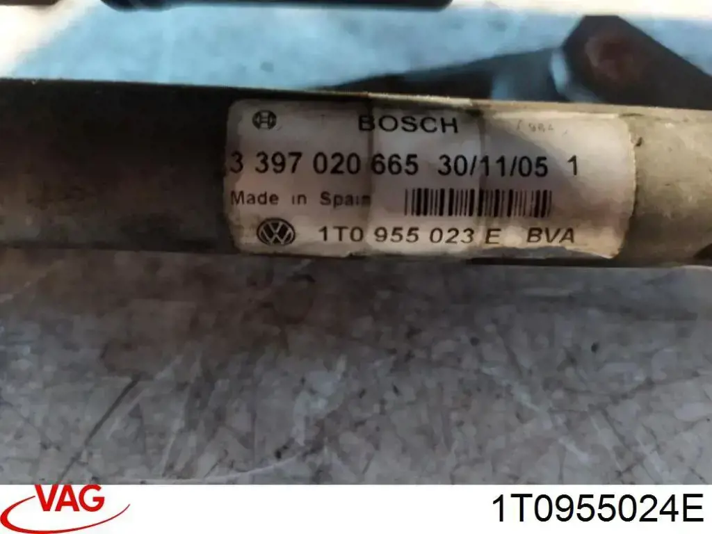 1T0955024E VAG Трапеція склоочисника права