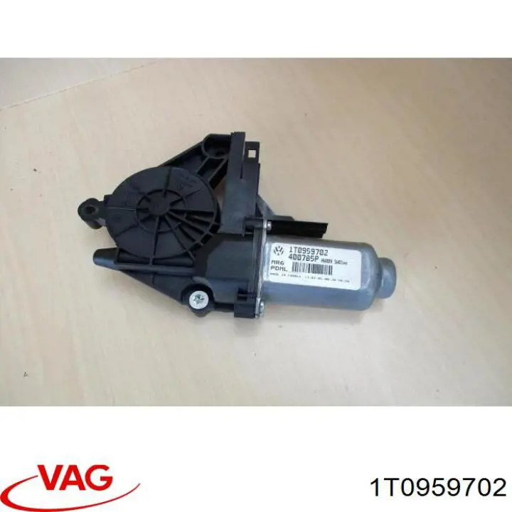 Двигун склопідіймача двері передньої, правої VAG 1T0959702 ціна, від 12.65 USD