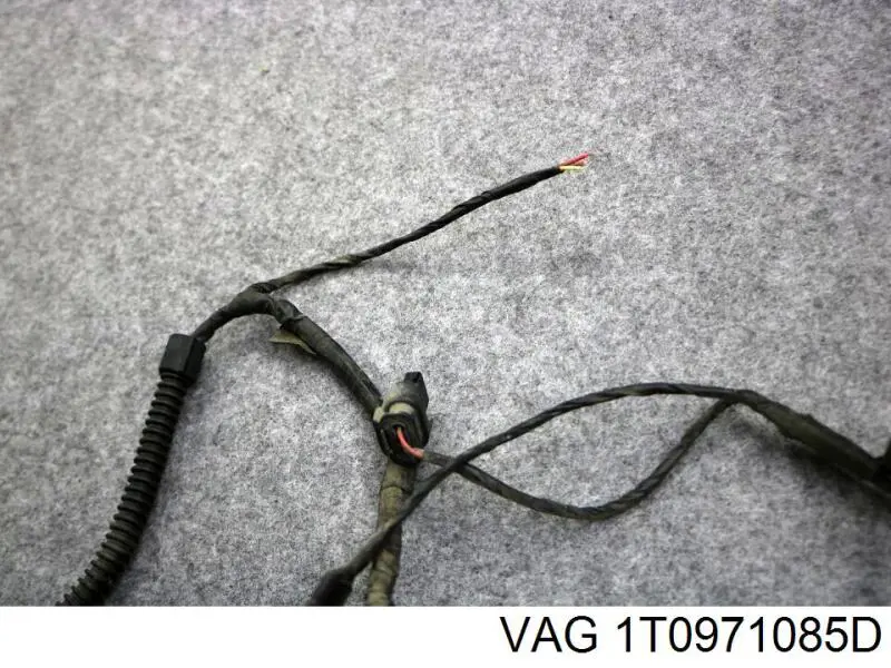 1T0971085D VAG 