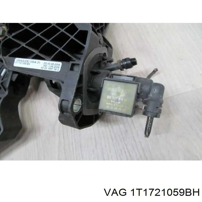  VAG 1T1721059BH ціна, від 10.44 USD