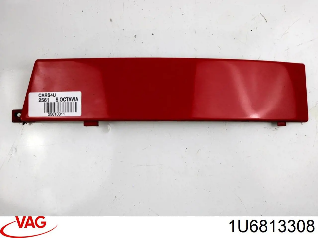 Накладка під задній ліхтар, правий VAG 1U6813308 ціна, від 2.82 USD