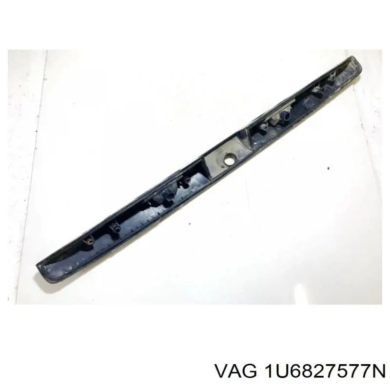 Купити 1U6827577N VAG Молдинг кришки багажника