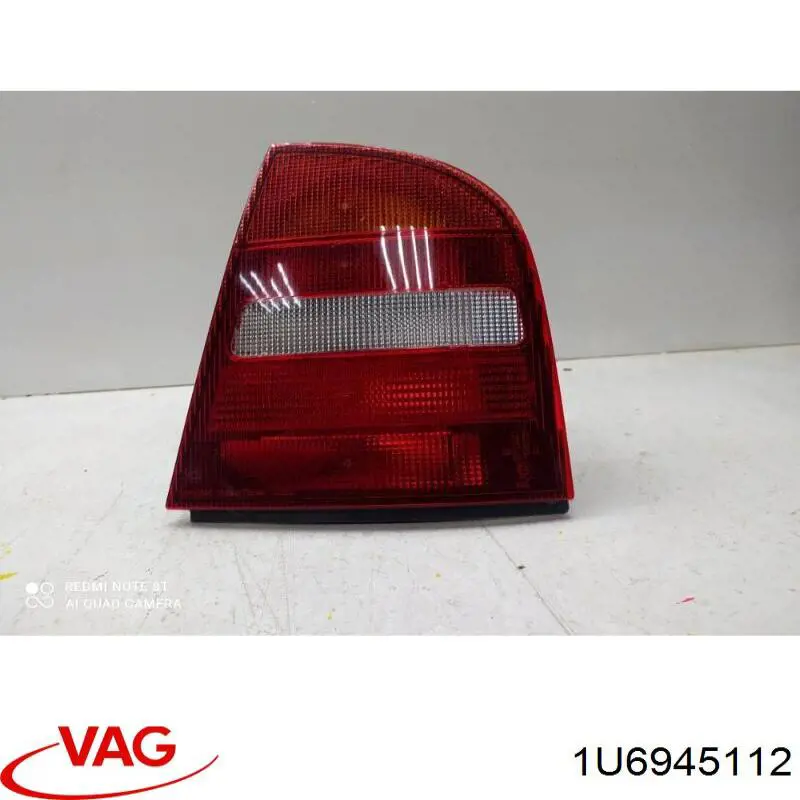 1U6945112 VAG Ліхтар задній правий