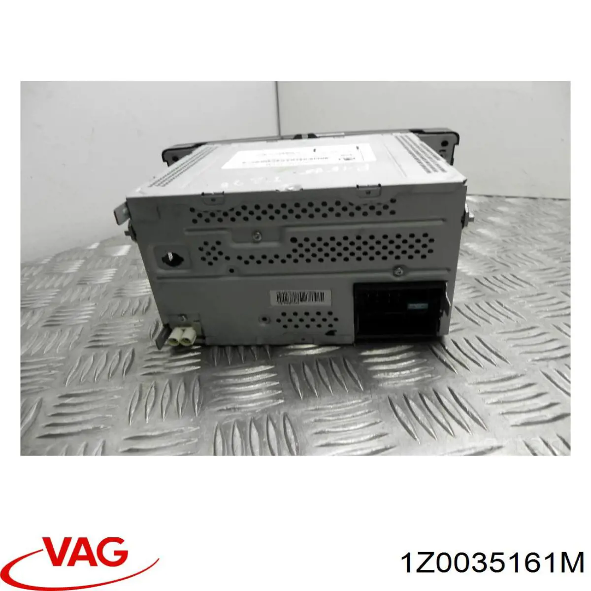 Купити 4SBF18C815AD VAG Магнітола
