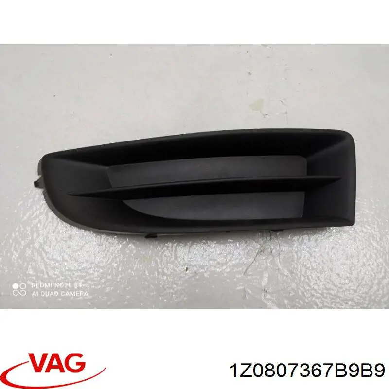 Купити 1Z0807367B9B9 VAG Решітка переднього бампера, ліва