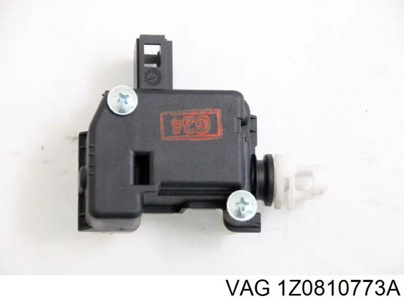 Мотор-привід відкриття лючка бака VAG 1Z0810773A