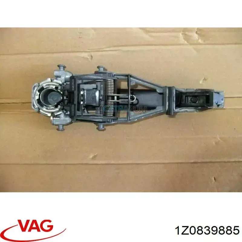Тримач зовнішньої ручки дверей, задніх лівих VAG 1Z0839885 ціна, від 6.74 USD