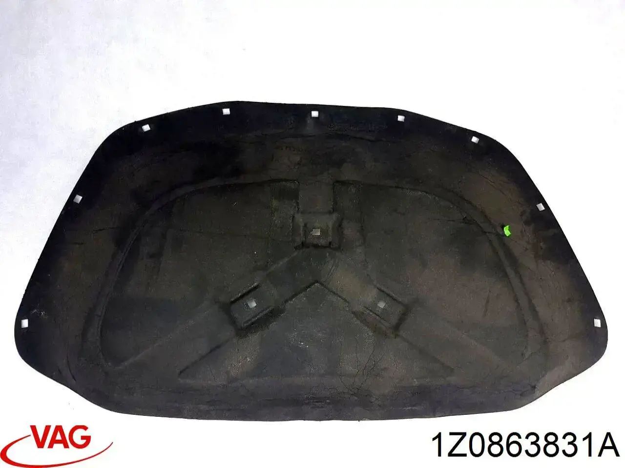Обшивка капота VAG 1Z0863831A ціна, від 26.55 USD