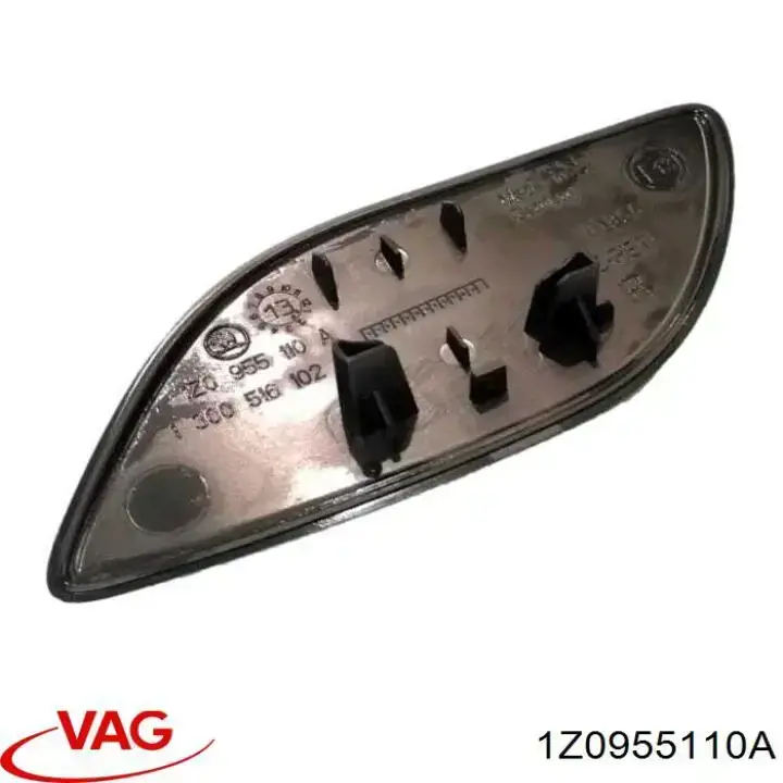Купити 1Z0955110A VAG Накладка форсунки омивача фари передньої