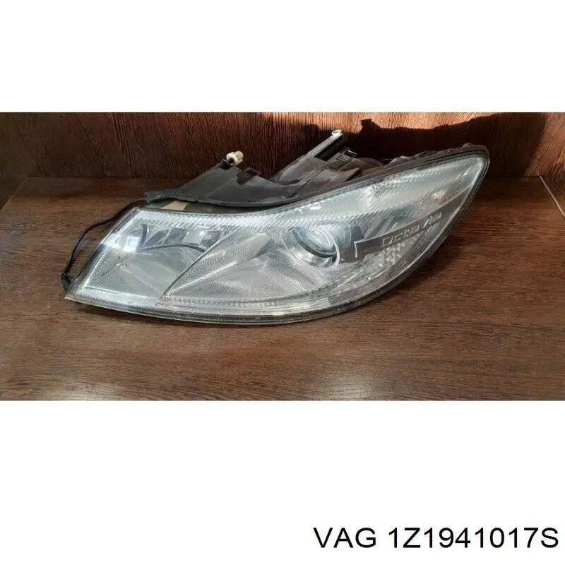 Купити 1Z1941017S VAG Фара ліва передня