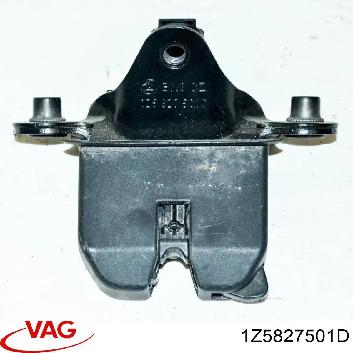 Замок дверей багажника VAG 1Z5827501D ціна, від 18.35 USD