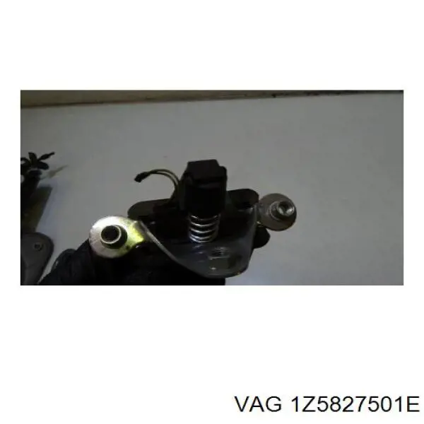 1Z5827501E VAG Замок п'ятих дверей