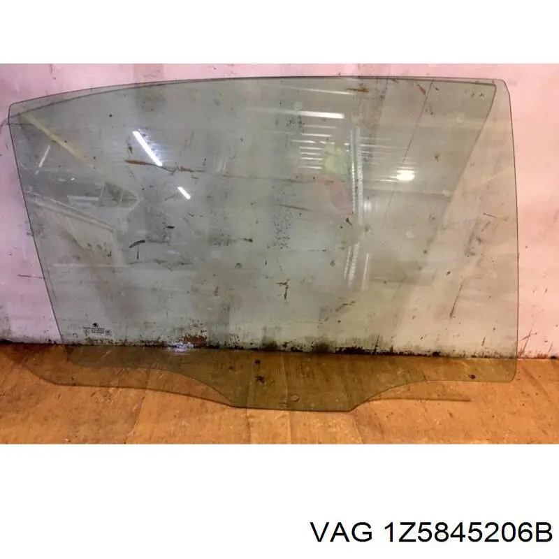 Скло заднє праве KSP KSP00634 ціна, від 12.67 USD