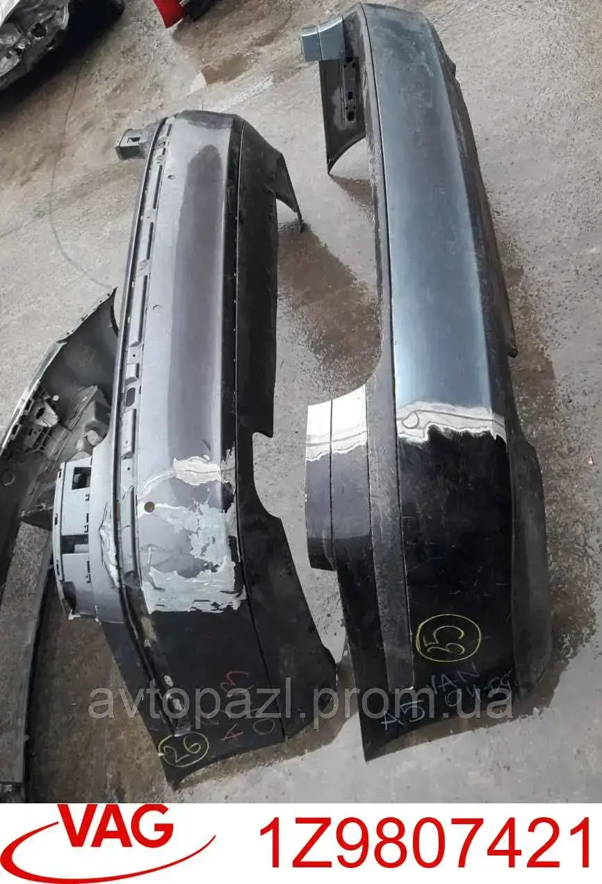 Купити 1Z9807421 VAG Задній бампер