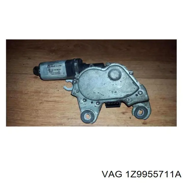 Моторчик заднього склоочисника 99551820601 Vika