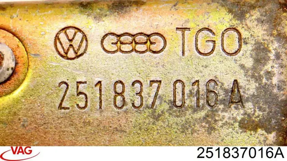 Замок передніх пасажирських дверей VAG 251837016A ціна, від 25.33 USD