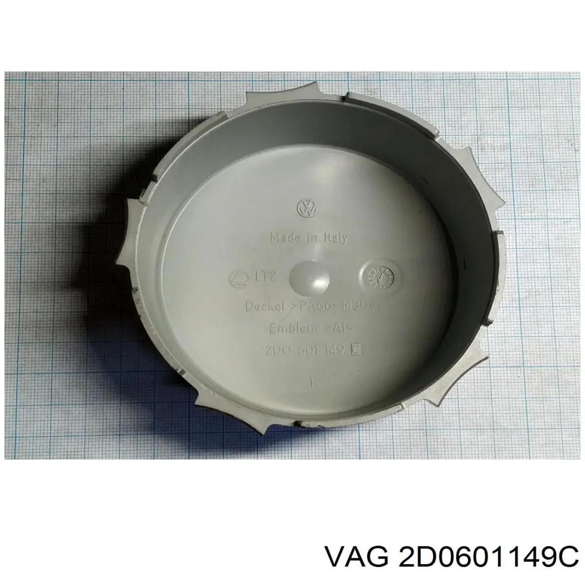 Ковпаки на диски VAG 2D0601149C ціна, від 4.31 USD