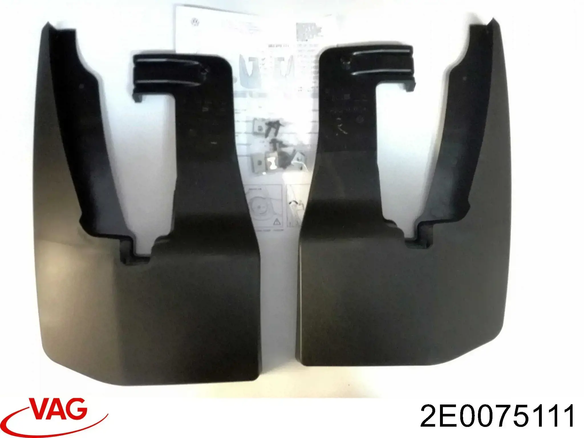 Комплект передніх бризковиків на Volkswagen Crafter 30-35 2E, 2EE, 2EK