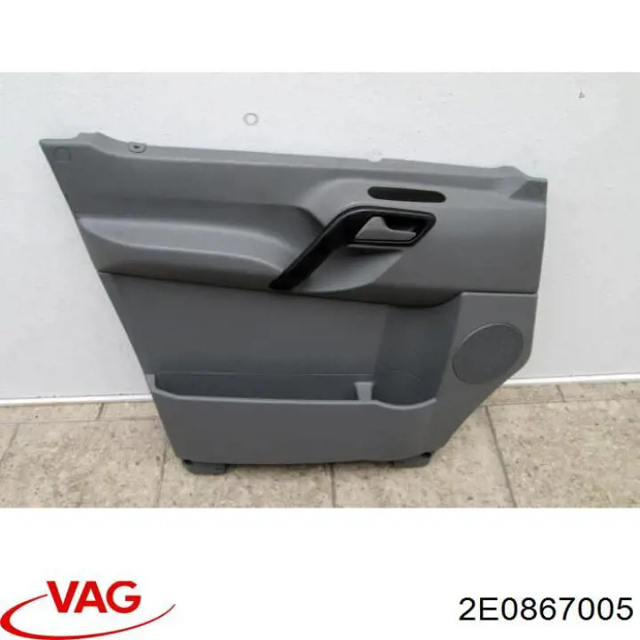 2E0867005 VAG Облицювання водійських дверей