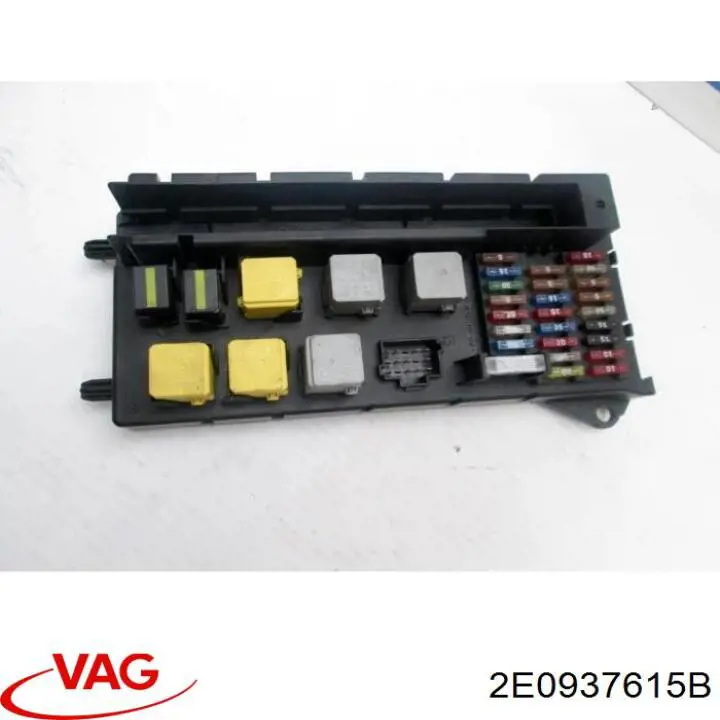 Купити Блок запобіжників Volkswagen Crafter 30-50 2E, 2EA, 2EB, 2ED, 2EH, 2EX