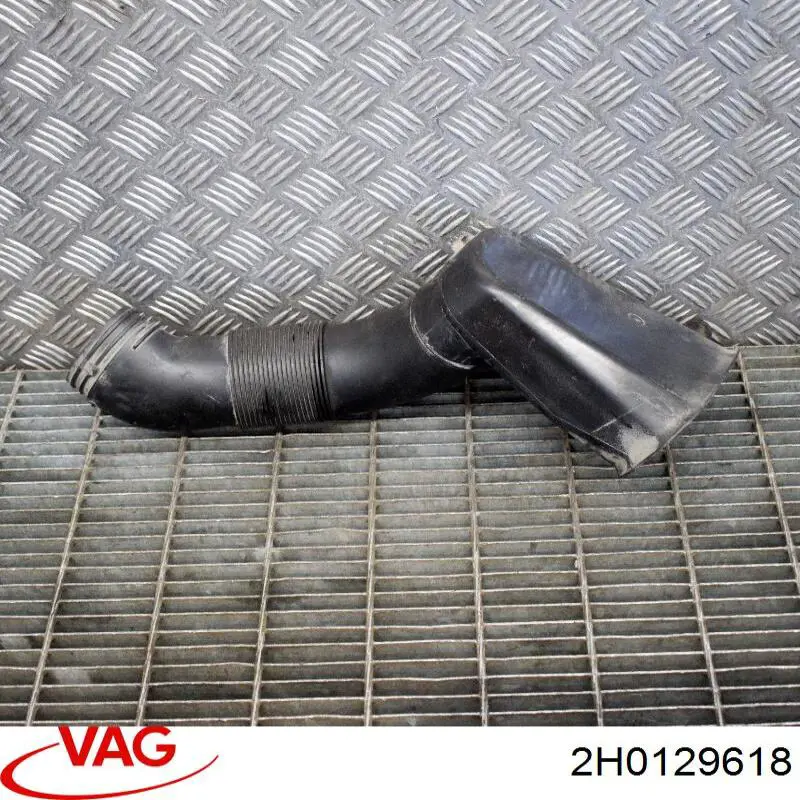 Патрубок повітряний, вхід повітряного фільтра VAG 2H0129618 ціна, від 9.84 USD
