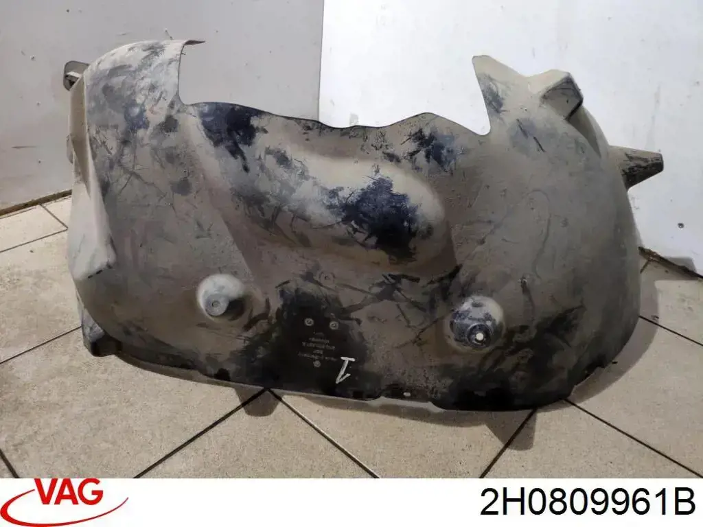 2H0809961B VAG Підкрилок переднього крила, лівий