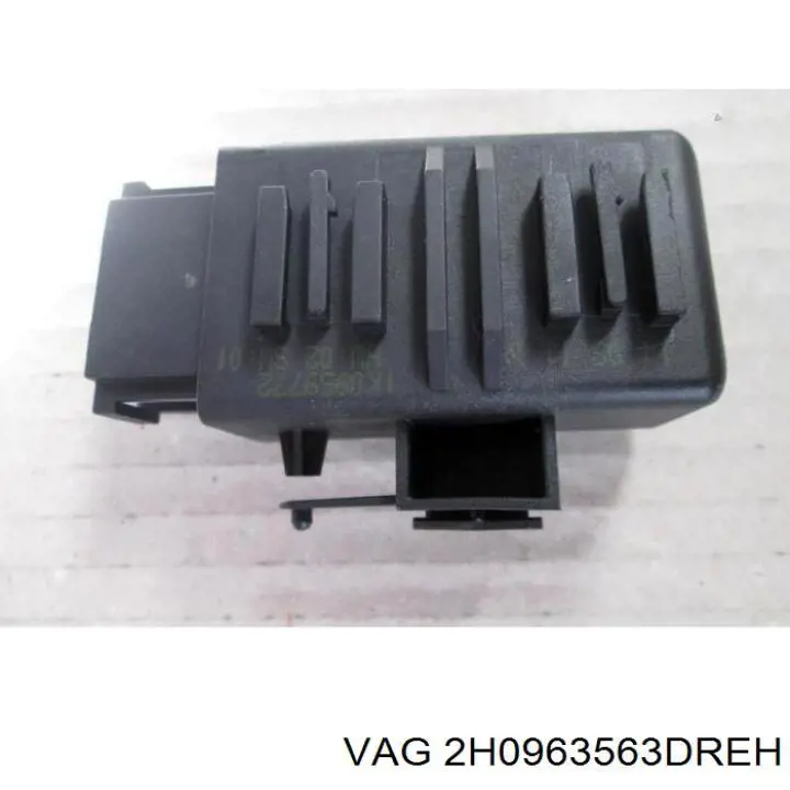 Купити 2H0963563C VAG Кнопка вмикання обігріву сидіння