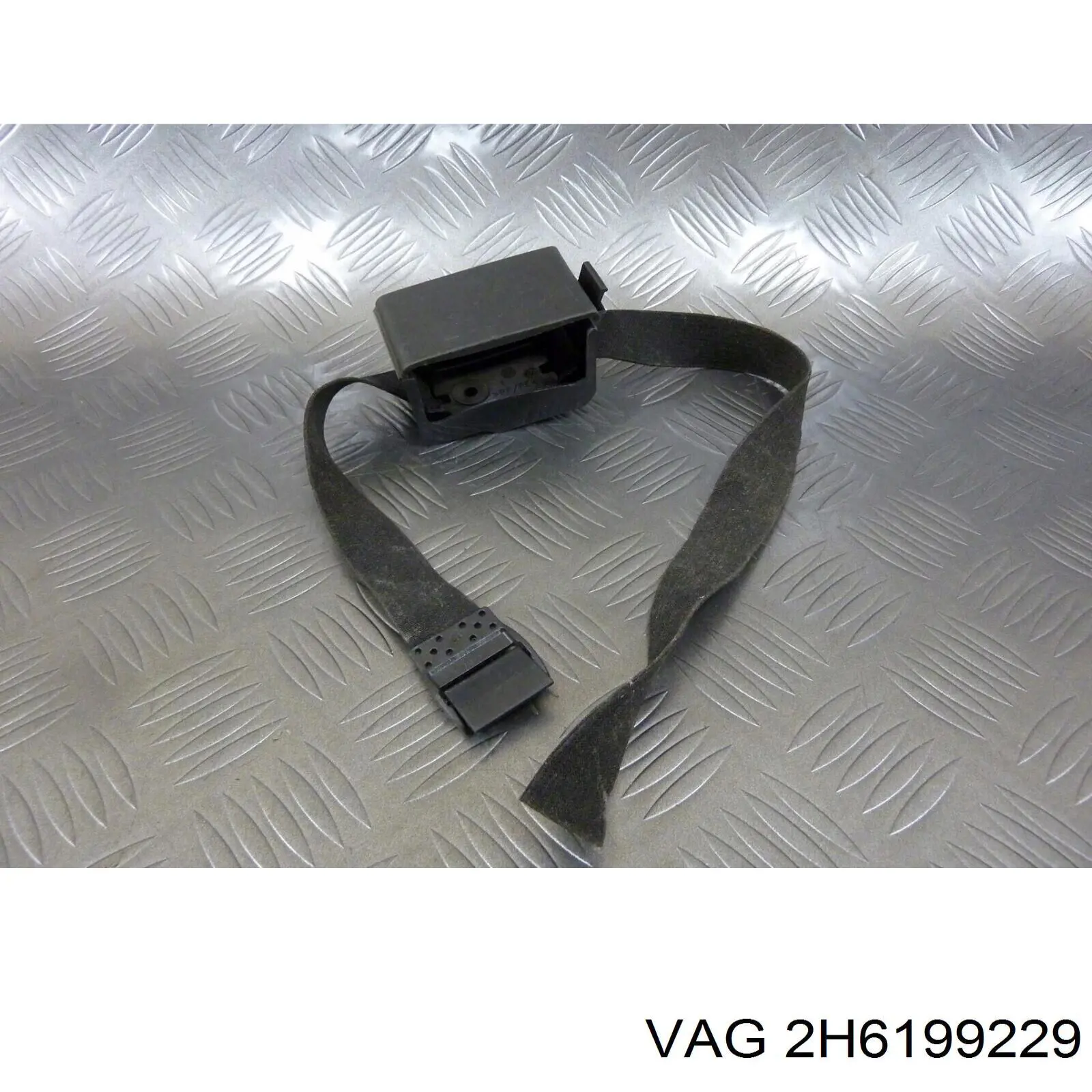 2H6199229 VAG 