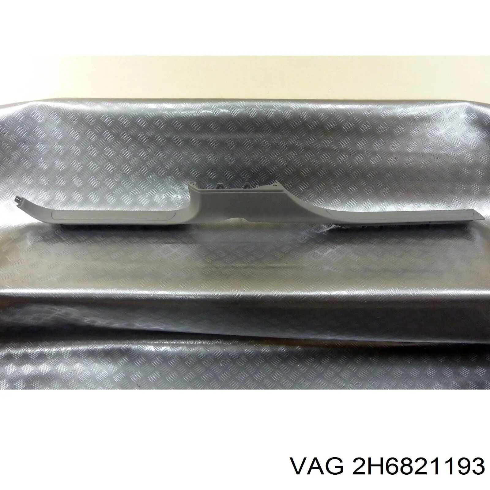  VAG 2H6821193 ціна, від 25.06 USD