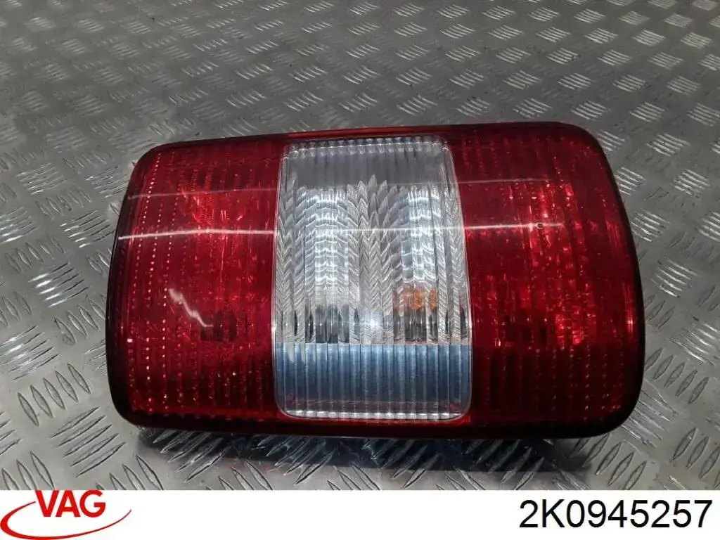 Панель кріплення задніх ліхтарів VAG 2K0945257 ціна, від 20.95 USD
