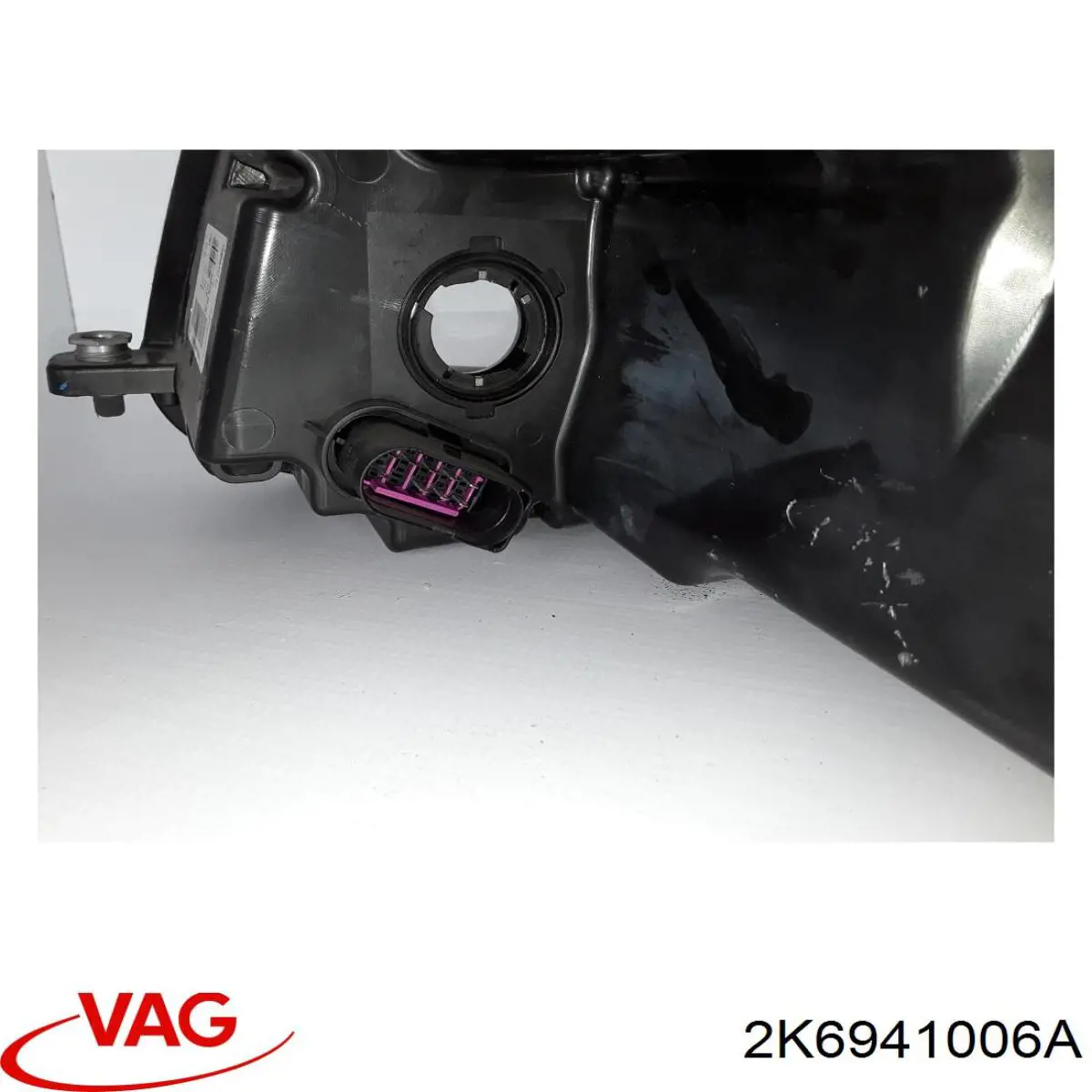 Основна фара - вставка VAG 2K6941006A ціна, від 224.97 USD